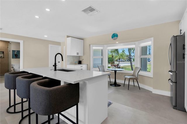 24 MARINA TERRACE, Treasure Island, FL 33706