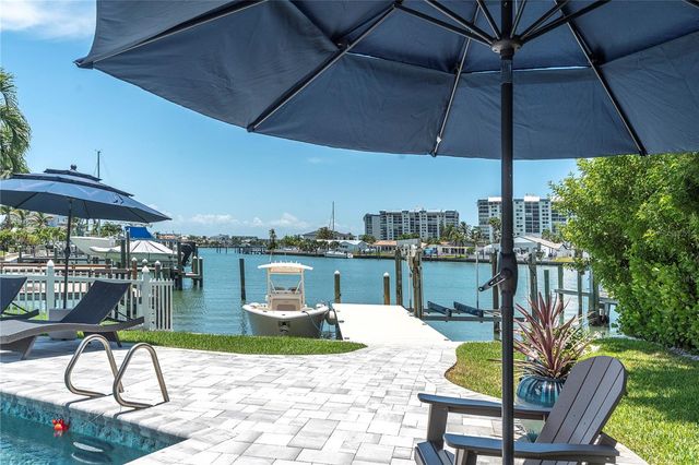 24 MARINA TERRACE, Treasure Island, FL 33706