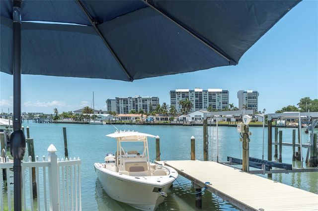 24 MARINA TERRACE, Treasure Island, FL 33706