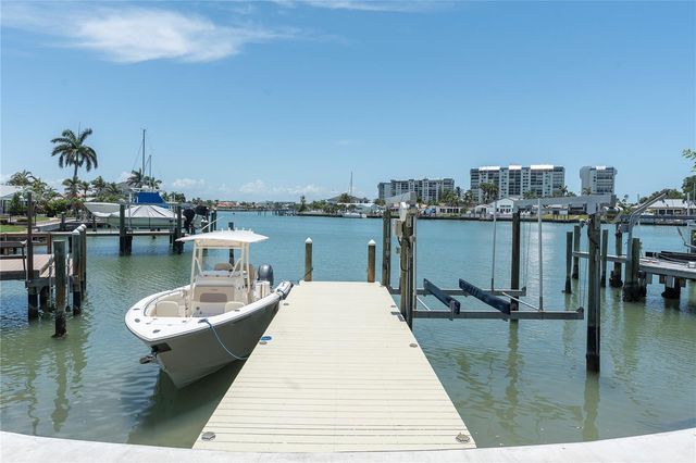 24 MARINA TERRACE, Treasure Island, FL 33706