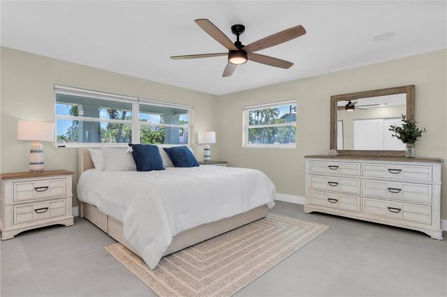 24 MARINA TERRACE, Treasure Island, FL 33706