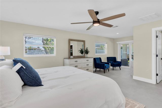 24 MARINA TERRACE, Treasure Island, FL 33706