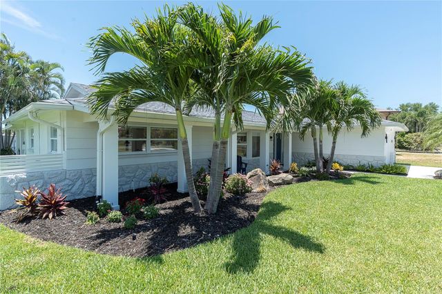 24 MARINA TERRACE, Treasure Island, FL 33706