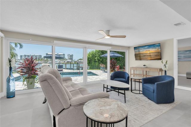 24 MARINA TERRACE, Treasure Island, FL 33706