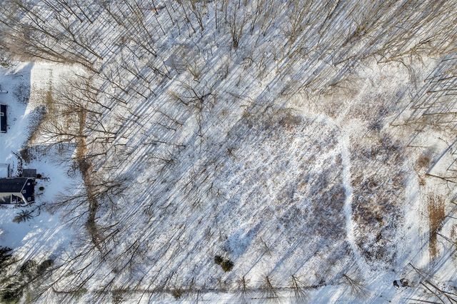 22987 Clarkshire Drive, South Lyon, MI 48178