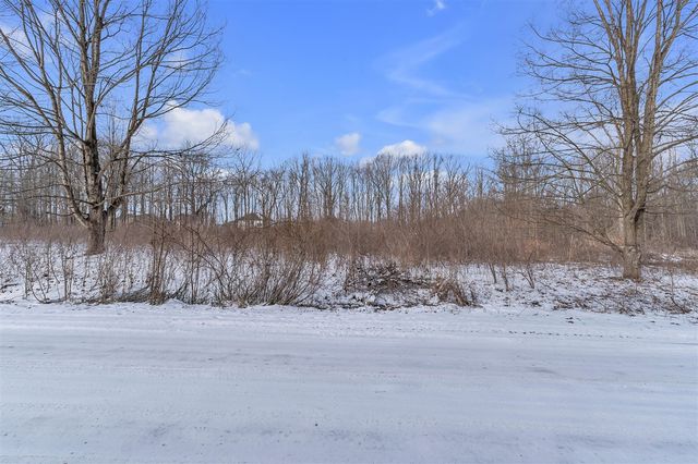 22987 Clarkshire Drive, South Lyon, MI 48178