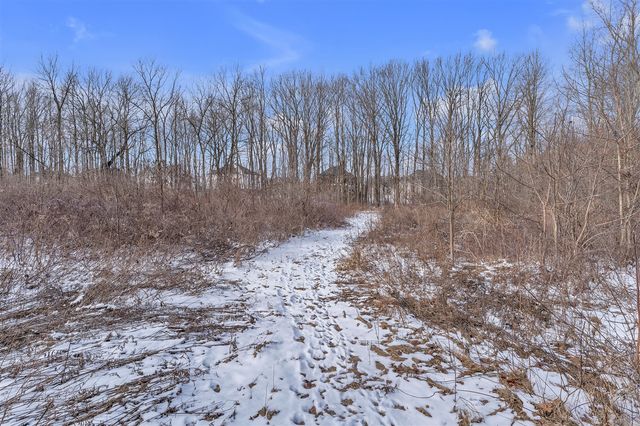 22987 Clarkshire Drive, South Lyon, MI 48178