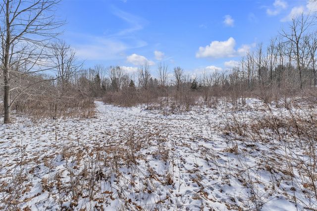 22987 Clarkshire Drive, South Lyon, MI 48178