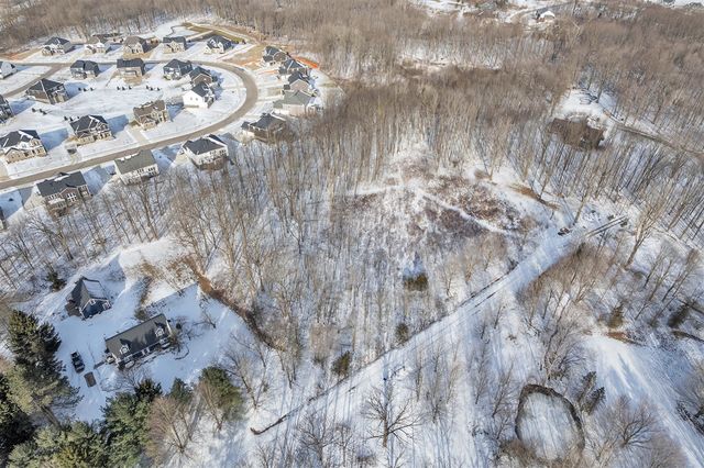 22987 Clarkshire Drive, South Lyon, MI 48178