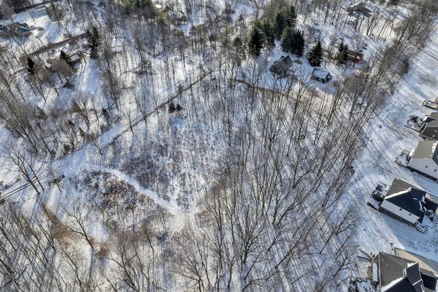 22987 Clarkshire Drive, South Lyon, MI 48178