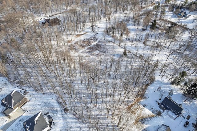 22987 Clarkshire Drive, South Lyon, MI 48178