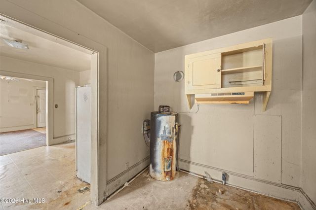 1404 W 4th Street, Greenville, NC 27834