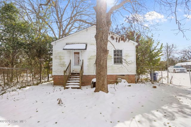 1404 W 4th Street, Greenville, NC 27834