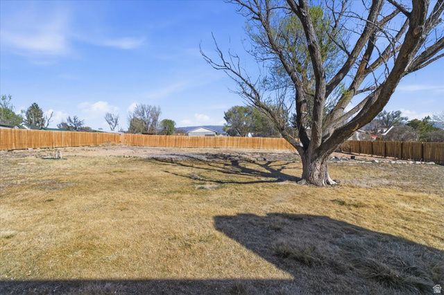 155 S 200 W, Gunnison, UT 84634