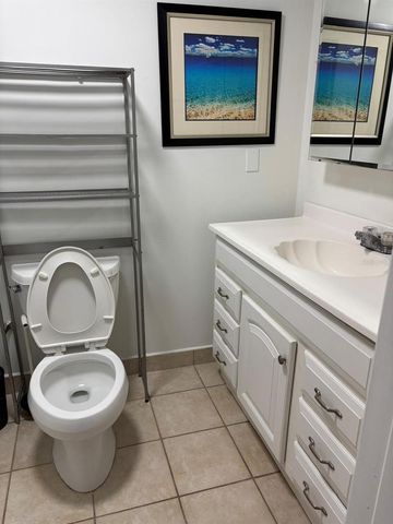 6005 W CLIFTON STREET, Tampa, FL 33634