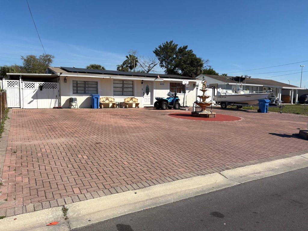 6005 W CLIFTON STREET, Tampa, FL 33634