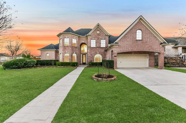 2707 Pond Brook Place, Missouri City, TX 77459