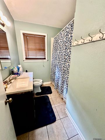 5355 Beechwood Dr, Baton Rouge, LA 70805