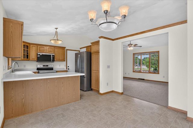 4330 E Rotamer Road, Janesville, WI 53546