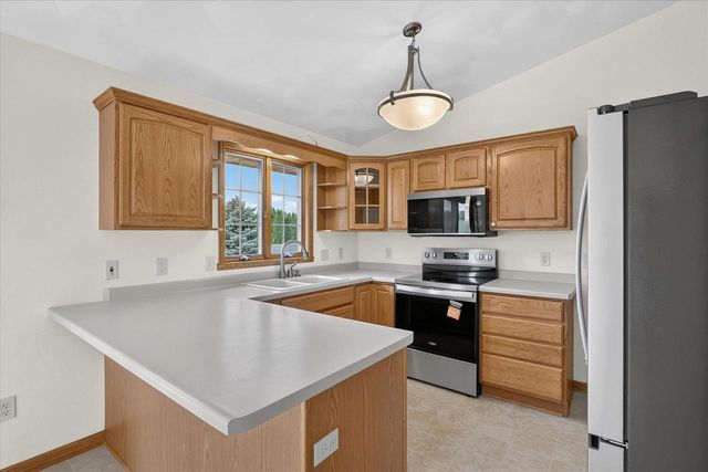 4330 E Rotamer Road, Janesville, WI 53546
