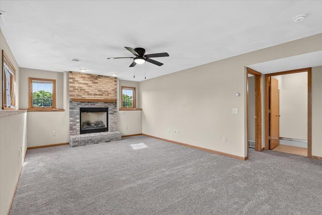 4330 E Rotamer Road, Janesville, WI 53546