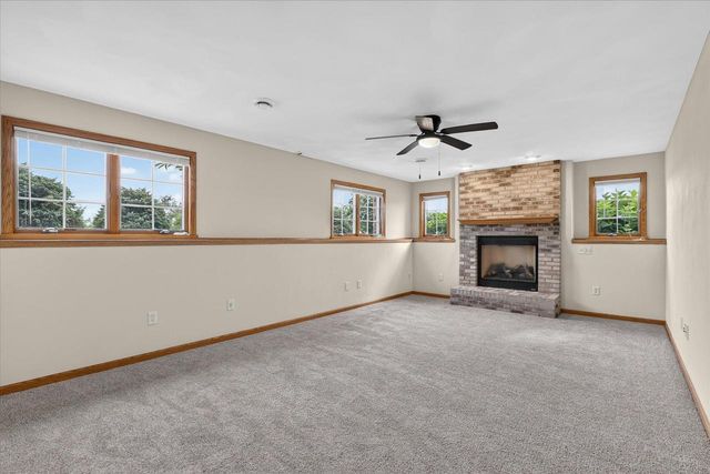 4330 E Rotamer Road, Janesville, WI 53546