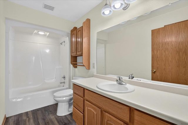 4330 E Rotamer Road, Janesville, WI 53546