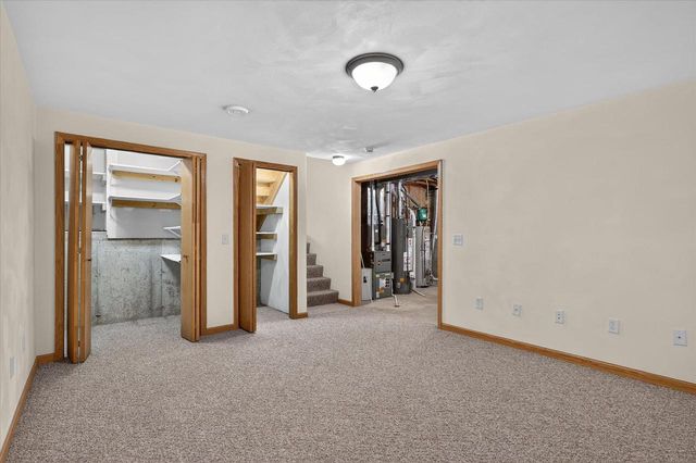 4330 E Rotamer Road, Janesville, WI 53546