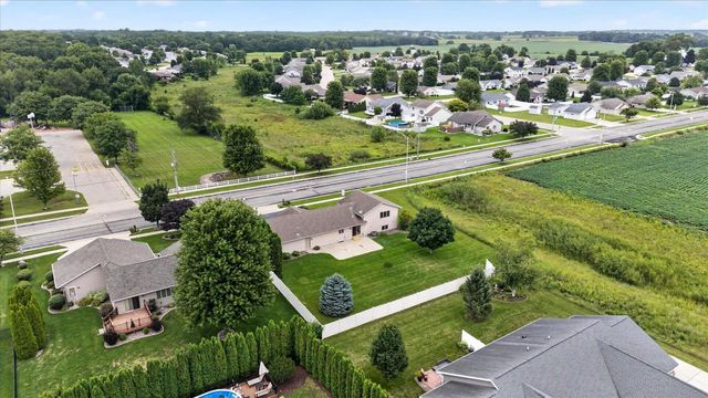 4330 E Rotamer Road, Janesville, WI 53546