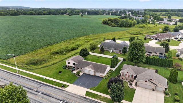 4330 E Rotamer Road, Janesville, WI 53546