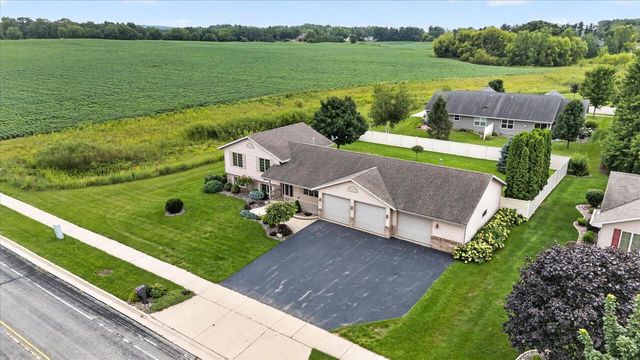 4330 E Rotamer Road, Janesville, WI 53546
