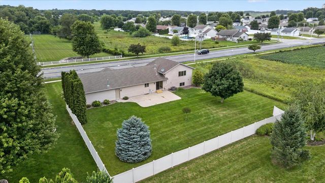4330 E Rotamer Road, Janesville, WI 53546