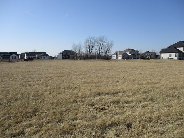10205 Andrew Lane, Munster, IN 46321