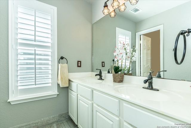 19539 Crystal Oak, San Antonio, TX 78258