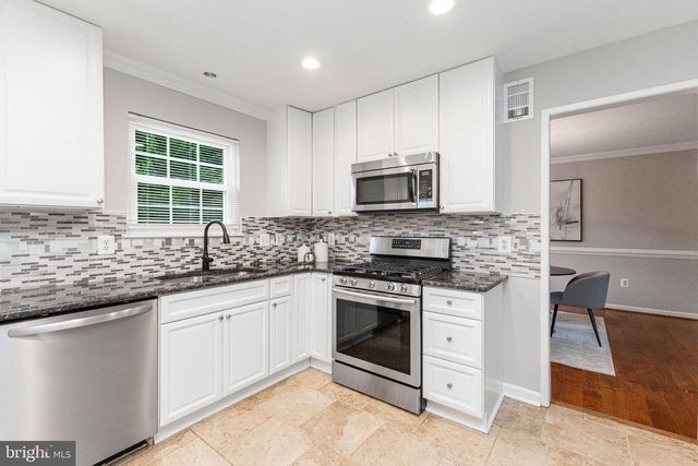 1 ASHBROOK RD, Stafford, VA 22554