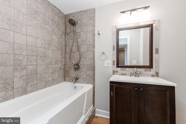 1 ASHBROOK RD, Stafford, VA 22554