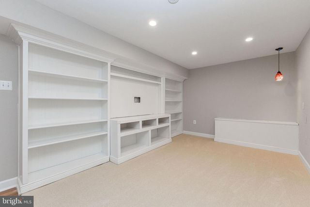 1 ASHBROOK RD, Stafford, VA 22554