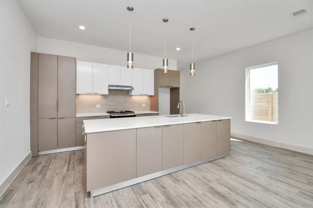 4025 Boho Lane, Houston, TX 77045