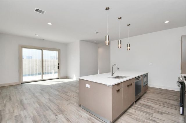 4025 Boho Lane, Houston, TX 77045