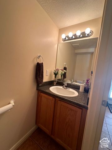 5551 W GERONIMO WAY, West Jordan, UT 84081