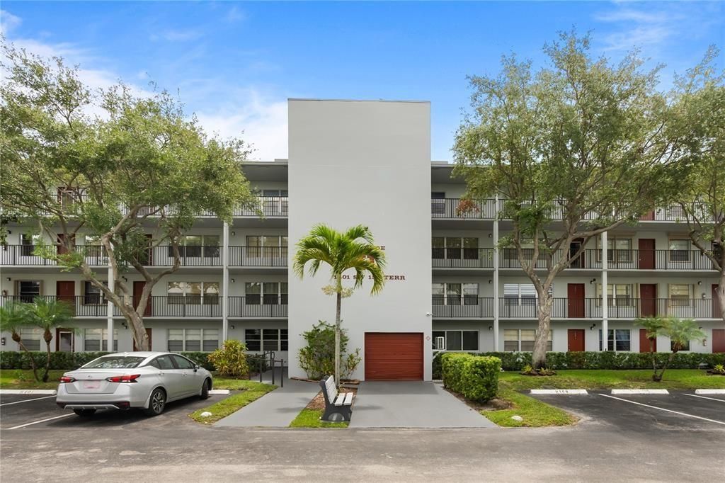 1401 SW 135th Ter 310H, Hollywood, FL 33027