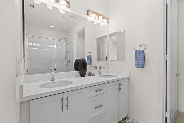 5762 Acacia, Lakewood, CA 90712