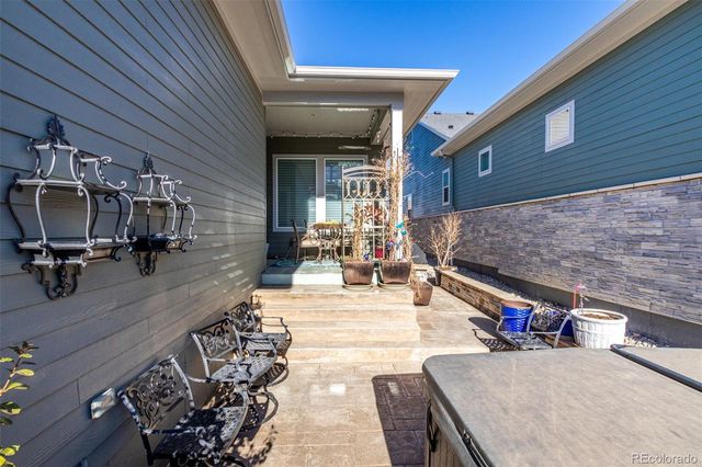 6010 N Netherland Court, Aurora, CO 80019