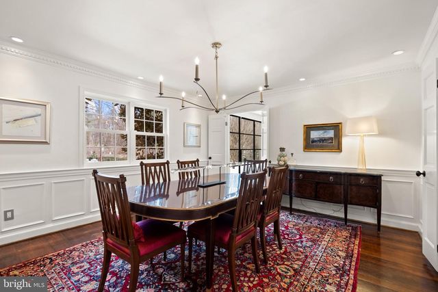 3022 FOX MILL RD, Oakton, VA 22124