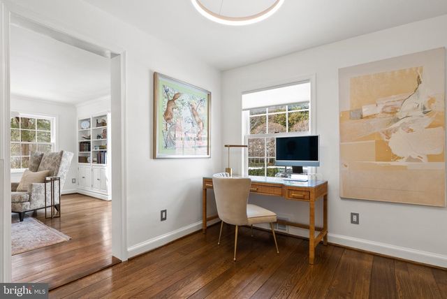 3022 FOX MILL RD, Oakton, VA 22124