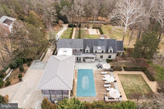 3022 FOX MILL RD, Oakton, VA 22124