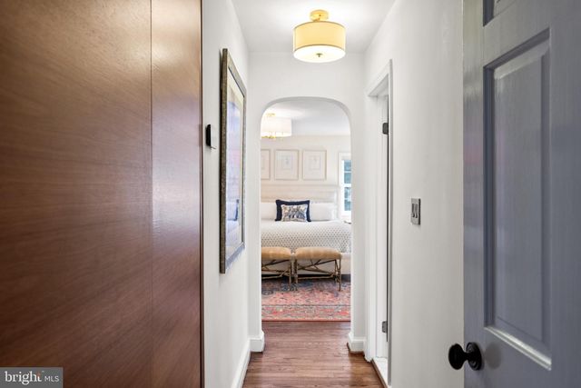 3022 FOX MILL RD, Oakton, VA 22124