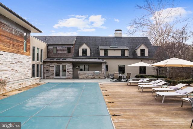 3022 FOX MILL RD, Oakton, VA 22124