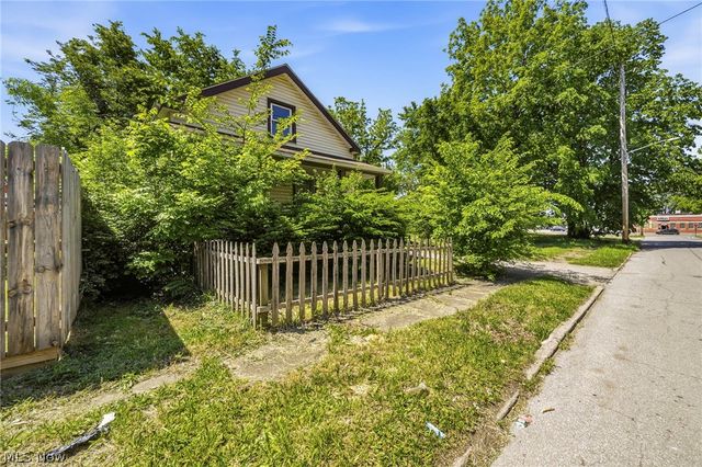 9404 Benham Avenue, Cleveland, OH 44105