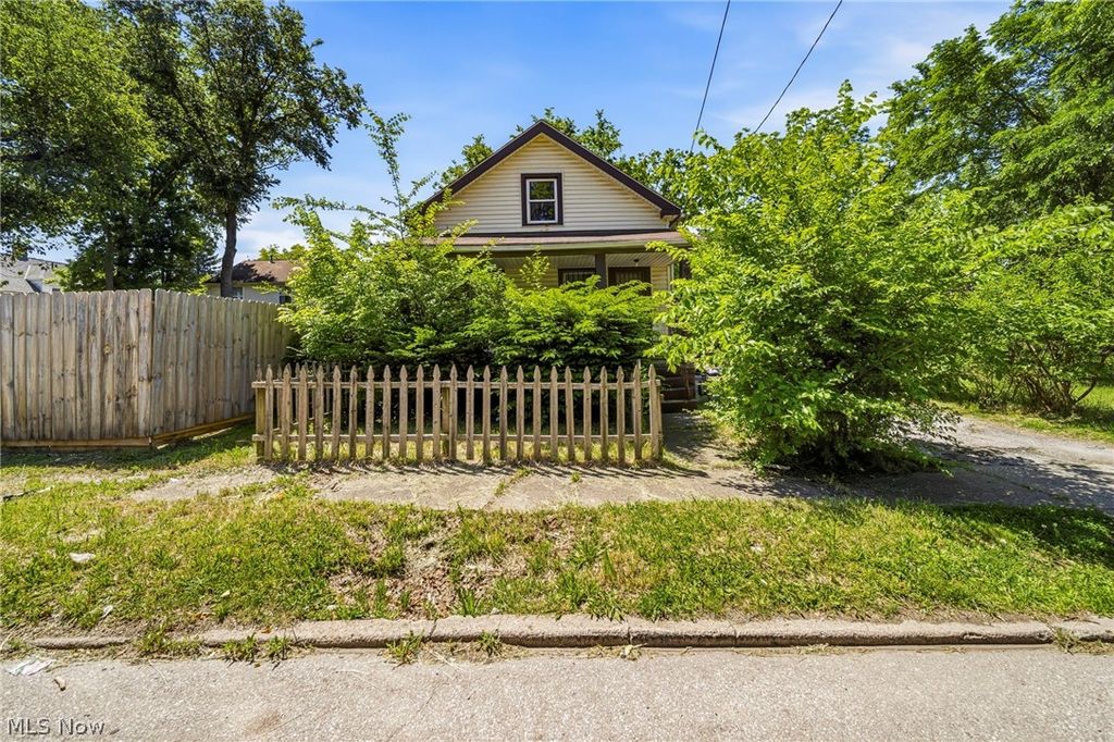 9404 Benham Avenue, Cleveland, OH 44105